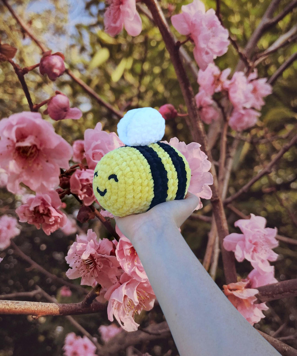 Happy Crochet Bee Plush